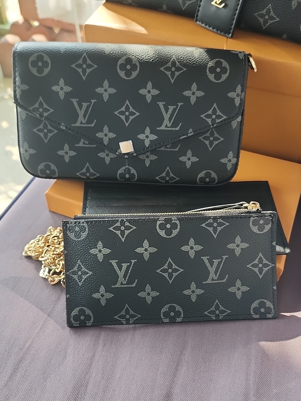 Fashion Black Monogram Mini Crossbody Wallet - Chain Strap